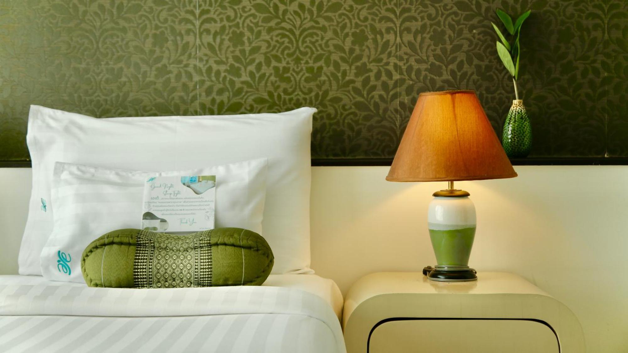 A-Te Chumphon Hotel - Sha Plus Exterior photo